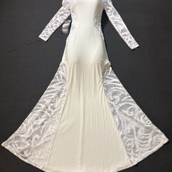 Brand New W/T Bebe Petite Off White Long Sleeve Lace Gown – XXSP - Picture 3 of 12